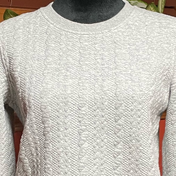 ORVIS CABLE KNIT PULL OVER SWEATER. SIZE XS. GRAY. EXCELLENT CONDITION. - Picture 9 of 9